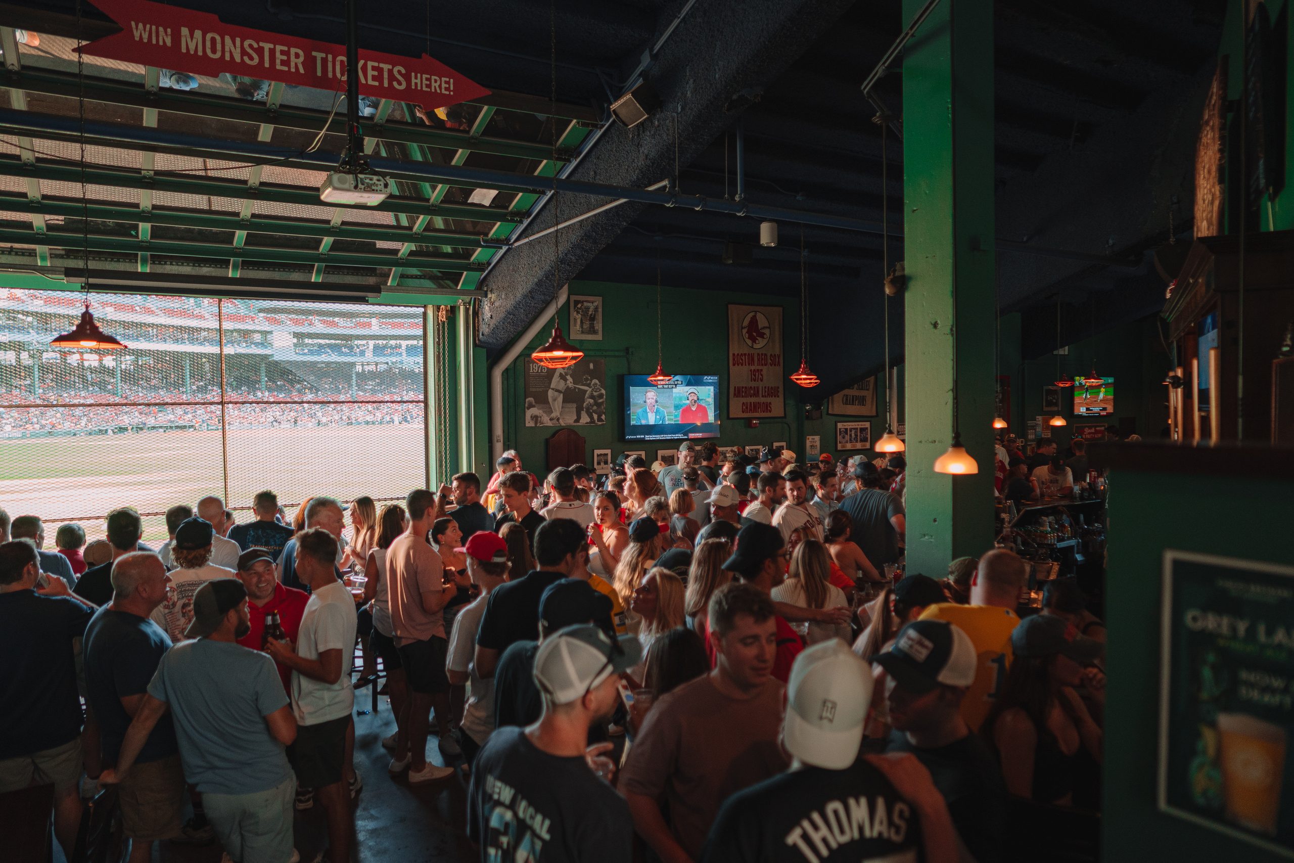 Live DJs Every Weekend in Fenway | the Bleacher Bar